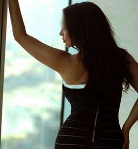 Kayaşehir'in Cazibeli Güzeli: Gerçek Fotoğraflı ve Sarışın Escort