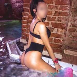 Malatya Ofise Gelen Escort Kadın Mine