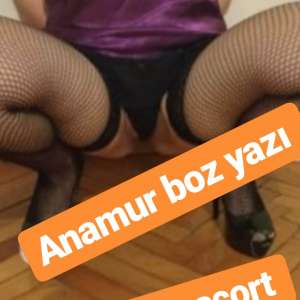 Sarışın oralda iddalı escort bayan Nazlı