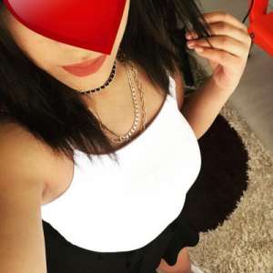 Seksi esmer  Escort Bayan Banu