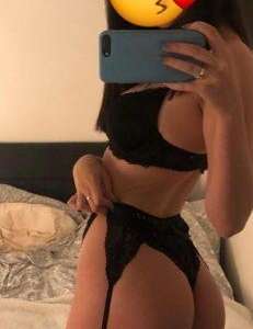 Sevişen Duygu Dolu Oral Düşkünü Escort Yeşim