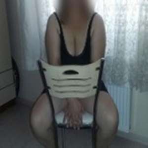 Şişli'den Zarif ve Kendine Güvenen Sarışın Escort
