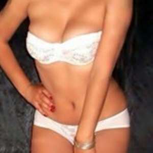 Tepebaşı Escortunuz Zeynep, Tutkunuz Olmaya Hazır!